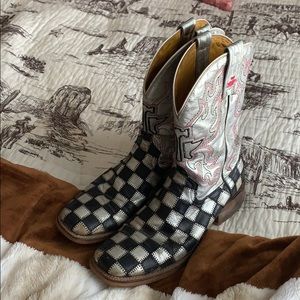Tin Haul Boots